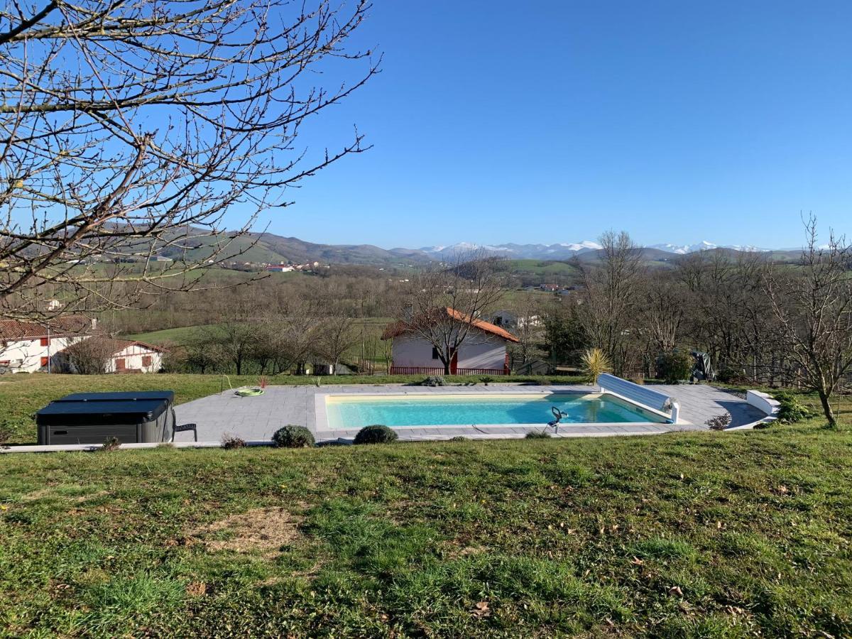 Studio Laina Avec Piscine, Spa Optionnel Irissarry Exteriér fotografie